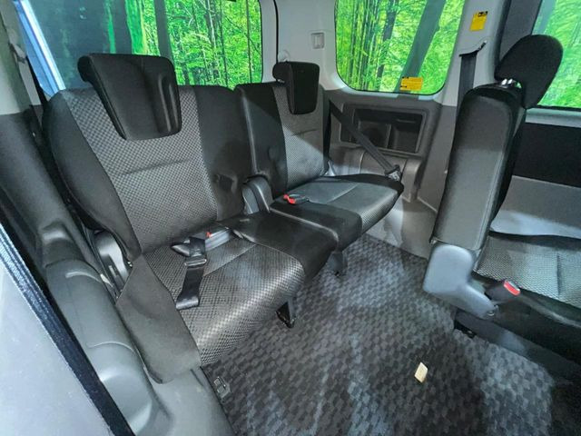 3��ڃV�[�g�͂�������ԗǍD����l�ł��������ƍ����Ē����܂��̂ŁA��l���ł̂��o���������N���N�ł��􂲉Ƒ��ŁA�C�̒m�ꂽ���ԂŁA�h���C�u�ɍs���̂��y���݂ł��ˁ�