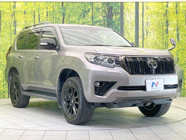 �������x�̃K���X�疌�ŝ����͂������A�㎿�ȃc���E����������B���O����_���J�����؂Ȉ��Ԃ�ی삵�A�F�����E�򉻂�h�~�B�u�e�X�v���b�V���R�[�g�v�A�u�e�v���~�b�T�R�[�g�v���炨�I�т��������܂��B