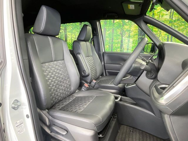 �y�n�[�t���U�[�V�[�g�z�������ƍ���S�n�𗼗������l�C�̃V�[�g���w�ʁE���ʂ̃t�@�u���b�N�f�ނ́A�ʋC���̗ǂ��⊊��ɂ����ɗD��Ă��܂��B�C���╞���ɍ��E���ꂸ���K�ɂ���肢�������܂��B