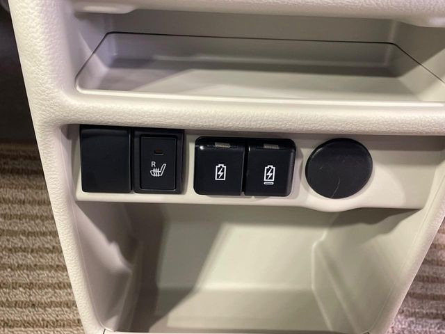 �y�V�[�g�q�[�^�[�z�������ɏd�󂷂�V�[�g�q�[�^�[!�G�A�R����葁�����܂��Ă����̂Ŋ�����̐l�����S�ł��ˁ�G�A�R���̉����͊������邩����A�Ƃ������ɂ����������߂ł��B