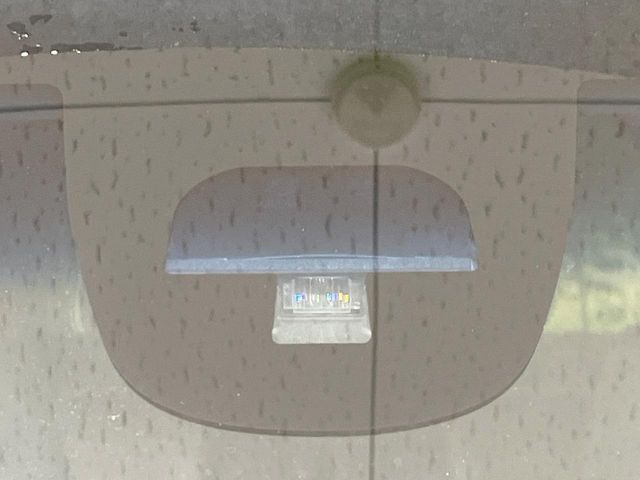 �y�V�e�B�u���[�L�A�N�e�B�u�V�X�e���z�ᑬ���s���ɑO���̎ԗ�����F�����A�Փ˂������Ȏ��͌x��ƃu���[�L�ŏՓˉ���Ɣ�Q�y�����A�V�X�g�B�����S�Ƀh���C�u�����y���݂��������܂��B