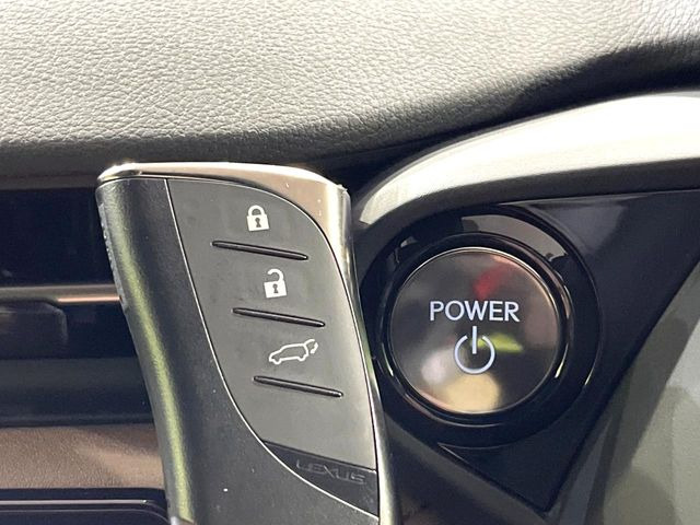 �y�X�}�[�g�L�[�z�J�o����|�P�b�g�ɓ��ꂽ�܂܂ł��h�A�̎{���E�������\�ȃX�}�[�g�L�[�𑕔��B�G���W���̃I���E�I�t�����J�M�����o���K�v����������Ƃ��Ă��֗��ł���