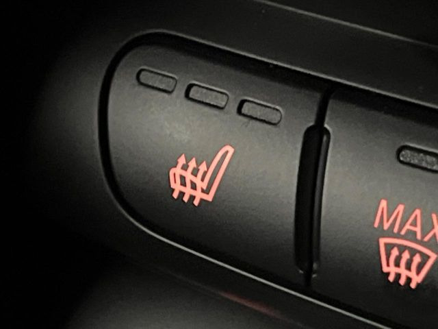 ���t�����g�V�[�g�q�[�e�B���O:�^�]�ȁE����ȋ��ɎO�i�K�Œ��߂��\�ȃV�[�g�q�[�^�[�𑕔����Ă���܂��B�G�߂��킸���K�ɂ��g�p���������܂��B