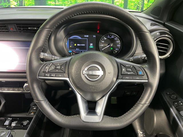 �y�����v�����X�e�A�����O�z�㎿�Ȋv���g�p���邱�ƂŁA��ɂ����������݂ƂĂ��^�]���₷���n���h���ł���