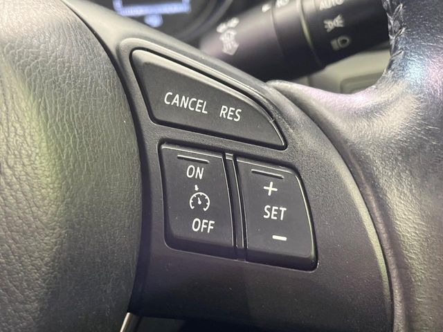 �y�N���[�Y�R���g���[���z�������H�����N���N���s�B�A�N�Z���𗣂��Ă���葬�x�ő��s���ł��A�������^�]���̕��S���y��!�����E�������ȒP�ȃX�C�b�`����Œ����ł��܂��B