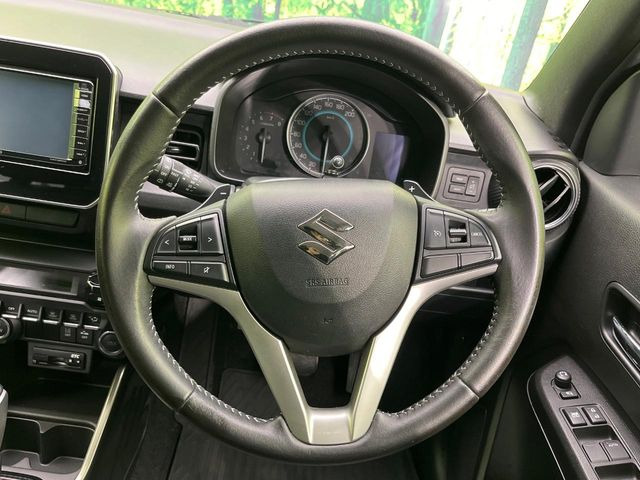 �y�X�e�A�����O�X�C�b�`�z�^�]���A�O������ڐ������炷���ƂȂ��A�I�[�f�B�I���̑��삪�\�ȕ֗��@�\!���S&���K�ȃh���C�u�����o���Ă���܂���