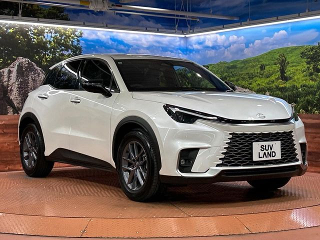 �������x�̃K���X�疌�ŝ����͂������A�㎿�ȃc���E����������B���O����_���J�����؂Ȉ��Ԃ�ی삵�A�F�����E�򉻂�h�~�B�u�e�X�v���b�V���R�[�g�v�A�u�e�v���~�b�T�R�[�g�v���炨�I�т��������܂��B