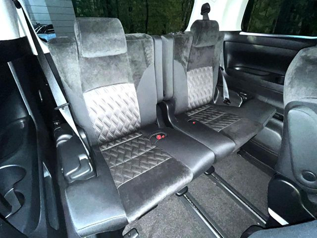 3��ڃV�[�g�͂�������ԗǍD����l�ł��������ƍ����Ē����܂��̂ŁA��l���ł̂��o���������N���N�ł��􂲉Ƒ��ŁA�C�̒m�ꂽ���ԂŁA�h���C�u�ɍs���̂��y���݂ł��ˁ�