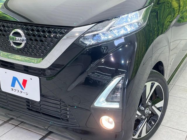 �yLED�w�b�h���C�g�z���V����ԑ��s�����ǍD�Ȏ��E���m�ۂ����S���ĉ^�]�ł��鍂�P�xLED�w�b�h���C�g�𑕔�!�_�����x�������A����d�͂��}�����Ă��܂��B