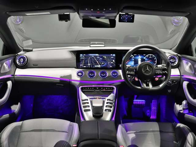 AMG GT 4ドアクーペ43 4マチックプラス AMG ライドコントロール プラスパッケージ 4WD