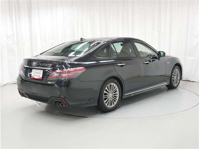 クラウンハイブリッド 2.5 RS アドバンス Four 4WD