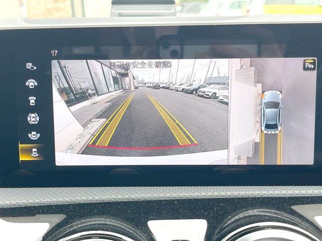 ���p�m���~�b�N�r���[���j�^�[:��p�̃J�����ɂ��A�ォ�猩���낵���悤�Ȏ��_��360�x�N���}�̎��͂��m�F���邱�Ƃ��ł��܂������p�������m�F���₷���A�����ꏊ�ł̐؂�Ԃ��⒓�Ԃ��X���[�Y�ɍs���܂��B