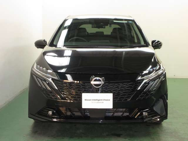 ノートオーラ1.2 G レザーエディション