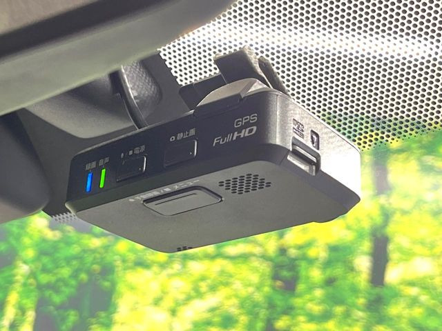 �y�h���C�u���R�[�_�[�z�h���C�u���R�[�_�[����!���s���͂������A������^�]�⎖�̂ɑ��������ہA�f���ŋL�^���A����̃��X�N�ɔ����܂��B���L�^�pSD�J�[�h�͂��q�l�����g�ł��������������K�v������܂��B