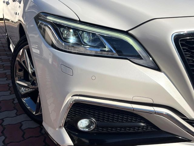 �y�O��LED�w�b�h���C�g�z�X�^�C���b�V���Ȍ����ڂ̎O��LED�w�b�h���C�g�𑕔���X�^�C�������łȂ��A��Ԃ̑��s�����E�ǍD�ň��S���Ă���肢�������܂��B