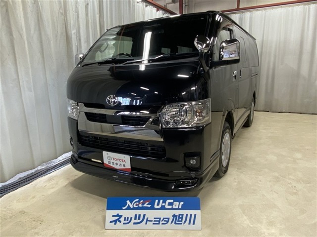 ハイエースバン