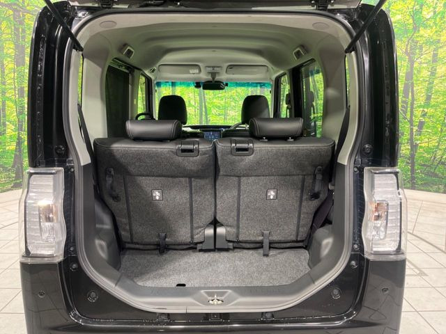 ���i�̂���������ʋ΁A���}���ɏ\���ȉ׎��X�y�[�X���m�ۂ��Ă���܂��B�Z�J���h�V�[�g��|���ƁA�傫�ȉו��̐ύڂ��\�ł���