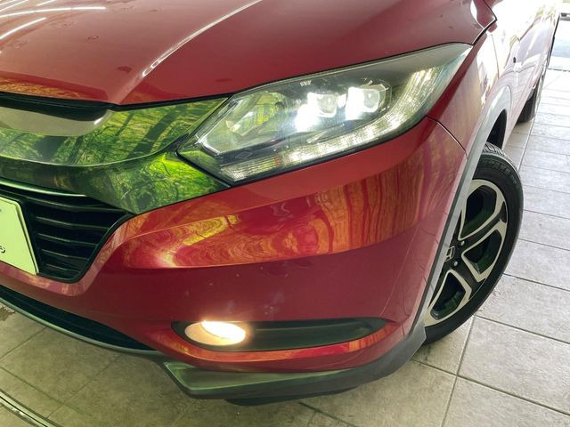 �yLED�w�b�h���C�g�z���V����ԑ��s�����ǍD�Ȏ��E���m�ۂ����S���ĉ^�]�ł��鍂�P�xLED�w�b�h���C�g�𑕔�!�_�����x�������A����d�͂��}�����Ă��܂��B