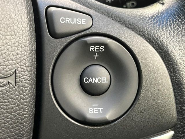 �y�N���[�Y�R���g���[���z�������H�����N���N���s�B�A�N�Z���𗣂��Ă���葬�x�ő��s���ł��A�������^�]���̕��S���y��!�����E�������ȒP�ȃX�C�b�`����Œ����ł��܂��B