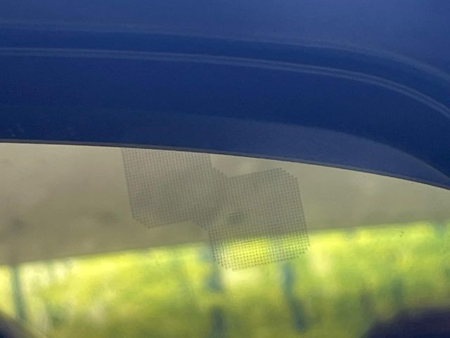 �y�u���C���h�X�|�b�g���j�^�����O�z���s���A�h�A�~���[�̎��p�ɂȂ�₷���ӏ��Ɍ㑱�Ԃ��ڋ߂���ƃT�C�h�~���[�t�߂Ɍx����\���A�h���C�o�[�ɒ��ӊ��N�����Ă���܂��B