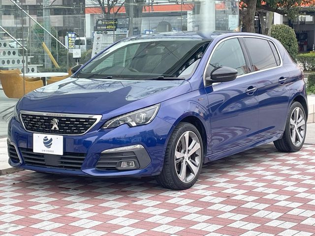 ●当店では第三者機関による車両品質鑑定を導入し、修復歴車を排除。鑑定書が発行されますので、ぱっと見ただけでは分からない箇所まで納得した上でご検討いただけます。※一部未実施の場合がございます。