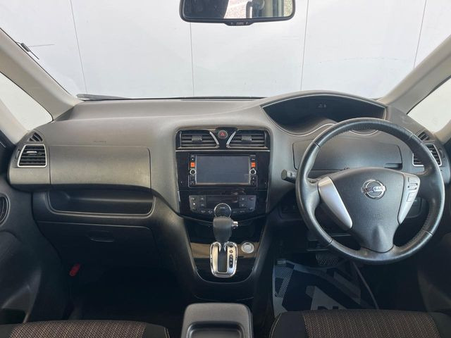 セレナ2.0 ハイウェイスター Vセレクション+Safety S-HYBRID アドバンスドSafetyパッケージ