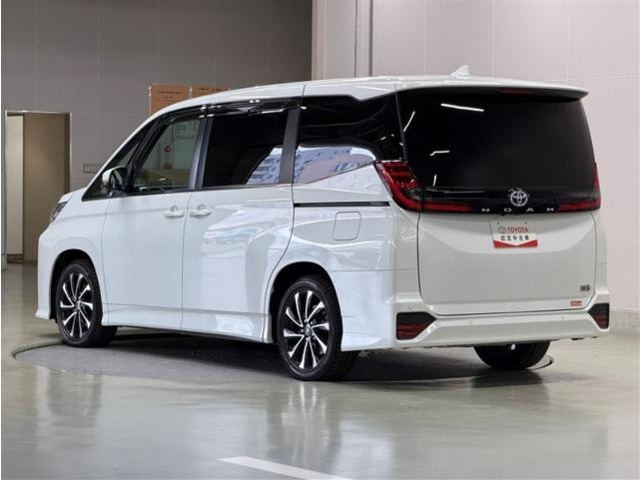 ノア1.8 ハイブリッド S-Z