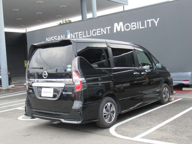 セレナ1.2 e-POWER ハイウェイスターV