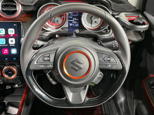 �y�����v�����X�e�A�����O�z�㎿�Ȋv���g�p���邱�ƂŁA��ɂ����������݂ƂĂ��^�]���₷���n���h���ł���