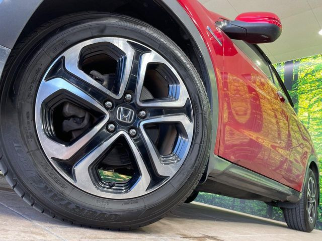 �y����17�C���`�A���~�z�C�[���z�O�ςɃ}�b�`���������A���~�z�C�[���𑕒����Ă���܂��B�e��ЊO�A���~�z�C�[����A�X�^�b�h���X�^�C�����戵�����Ă���܂��B���񂲑��k����������