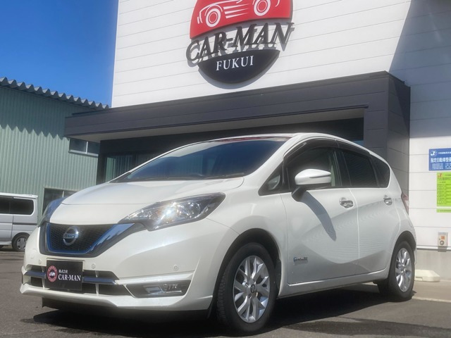 ノート1.2 e-POWER メダリスト FOUR 4WD