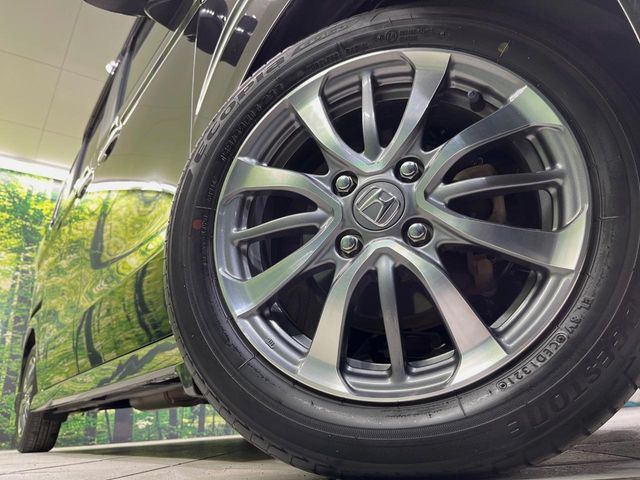 �y����14�C���`�A���~�z�C�[���z�O�ςɃ}�b�`���������A���~�z�C�[���𑕒����Ă���܂��B�e��ЊO�A���~�z�C�[����A�X�^�b�h���X�^�C�����戵�����Ă���܂��B���񂲑��k����������