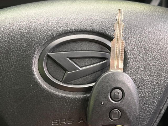 �y�L�[���X�z�������ꂽ�ꏊ����ł��{�^����Ńh�A�̊J���E�{�����ł���̂łƂ��Ă��֗�!�h�A�̌�������ɏ������邱�Ƃ�����܂����