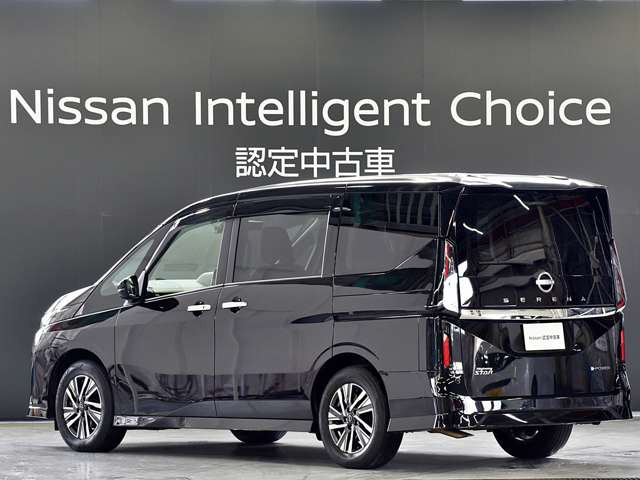 セレナ1.4 e-POWER ハイウェイスターV