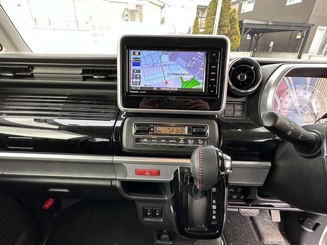 �i�r�������A�[���������y�E�f���������y���݂��������B