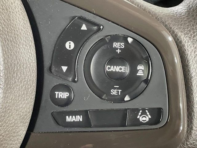 �y�A�_�v�e�B�u�N���[�Y�R���g���[���z�������H�ł̒��������s���y��!!�����ő��x��ۂN���[�Y�R���g���[�����A�Փˌy���V�X�e���ƘA�g���A�O���̎ԗ������m���ĎԊԂ�ۂ悤�ɑ��x���߂��Ă���܂�!!