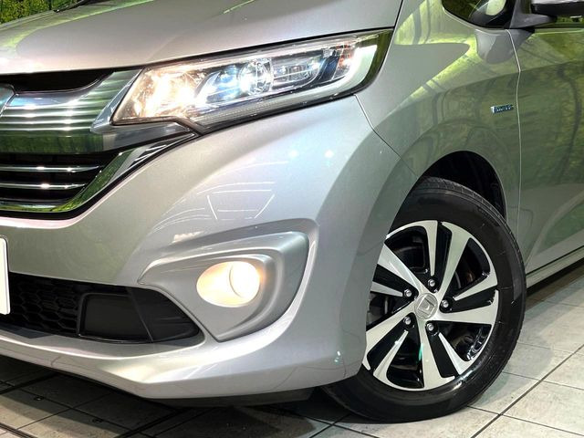 �yLED�w�b�h���C�g�z���V����ԑ��s�����ǍD�Ȏ��E���m�ۂ����S���ĉ^�]�ł��鍂�P�xLED�w�b�h���C�g�𑕔�!�_�����x�������A����d�͂��}�����Ă��܂��B