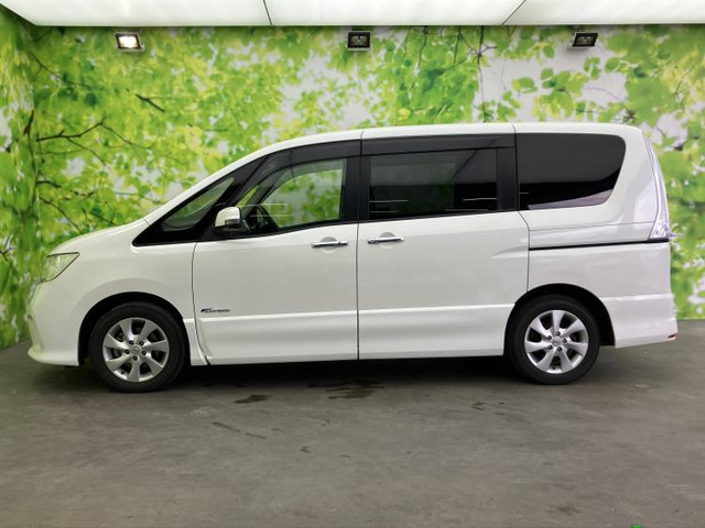 セレナ2.0 ハイウェイスター Vセレクション