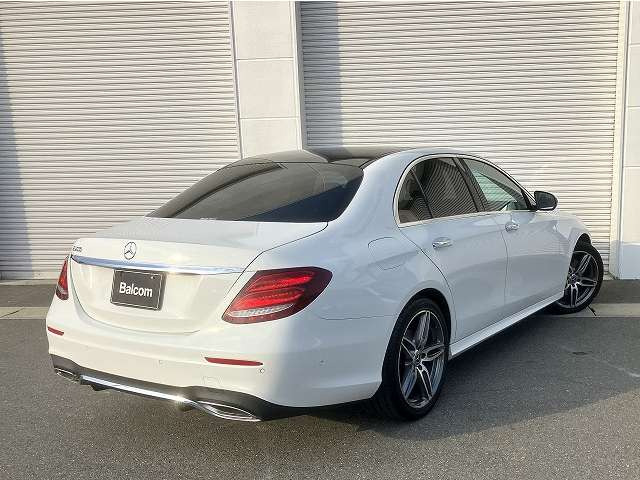 EクラスE200 アバンギャルド スポーツ