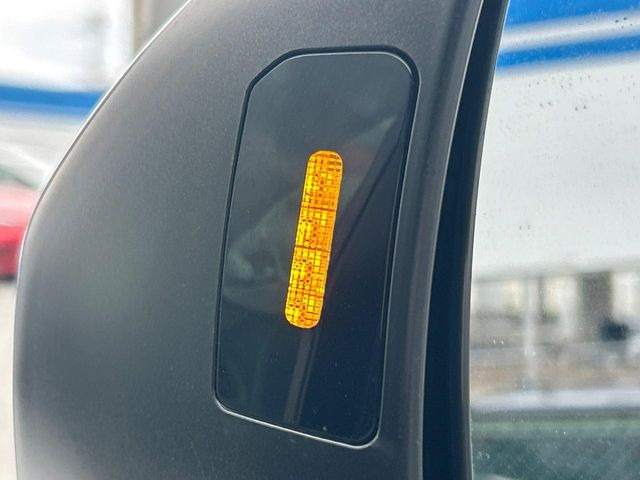 �y�����r�[�N���f�B�e�B�N�V�����z���s���A�h�A�~���[�̎��p�ɂȂ�₷���ӏ��Ɍ㑱�Ԃ��ڋ߂���ƃT�C�h�~���[�t�߂Ɍx����\���A�h���C�o�[�ɒ��ӊ��N�ƁA����̍ۂ̓n���h��������A�V�X�g�����܂��B