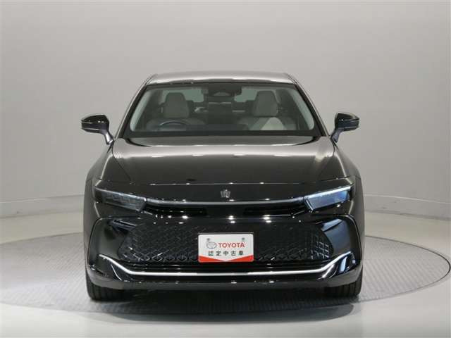 クラウンクロスオーバー2.5 G アドバンスト レザー パッケージ E-Four 4WD