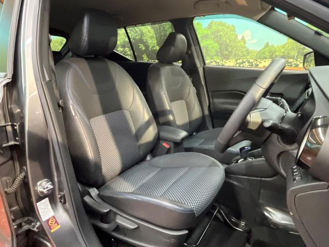 �y�n�[�t���U�[�V�[�g�z�������ƍ���S�n�𗼗������l�C�̃V�[�g���w�ʁE���ʂ̃t�@�u���b�N�f�ނ́A�ʋC���̗ǂ��⊊��ɂ����ɗD��Ă��܂��B�C���╞���ɍ��E���ꂸ���K�ɂ���肢�������܂��B