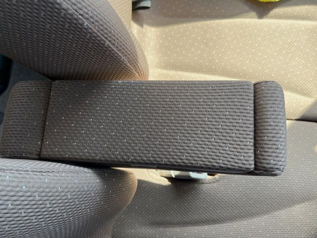 �y�A�[�����X�g�z�^�]���̐g�̂̕��S���y�����Ă����A�[�����X�g�𑕔���