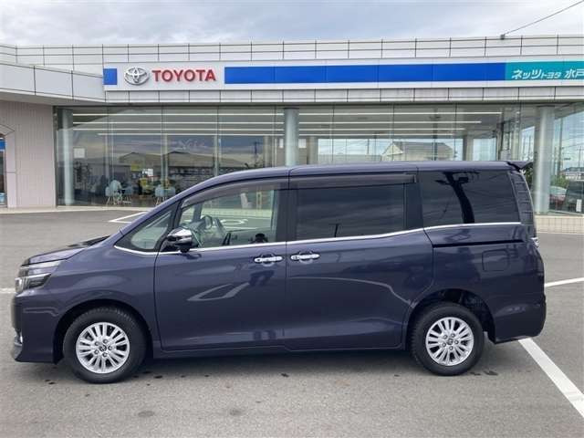 ヴォクシー2.0 V 4WD