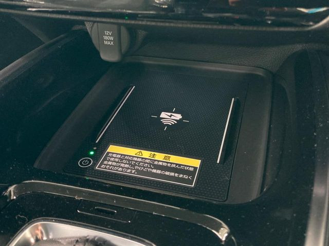 【置くだけ充電】置くだけで、充電できます!とても便利です。