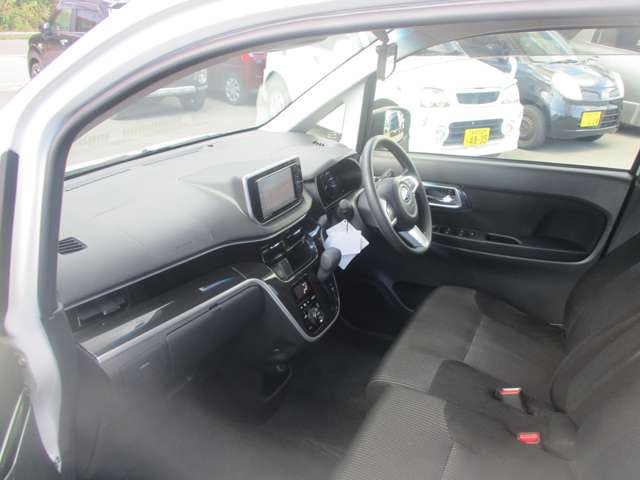 ステラカスタムR スマートアシスト 4WD