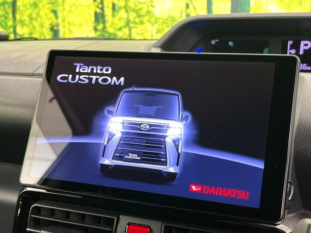 �y���[�J�[����9�^�i�r�z�C���e���A�ɗn�����ރX�^�C���b�V���ȁu��p�݌v�v���[�J�[�i�r�𑕔��􎋔F���⑀�쐫�ȂǊ�{���\�ɂ��D��A���㎿�ȃJ�[���C�t�����y���݂��������܂��B