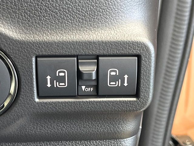 �y�����p���[�X���C�h�h�A�z�X�}�[�g�L�[��^�]�Ȃ̃X�C�b�`�Ō�ȗ����X���C�h�h�A�̊J���\���d��������͂����ăh�A���J����K�v�������A�����Ȃ��q�l�ł��ȒP�ɊJ���߂ł����K�ł���