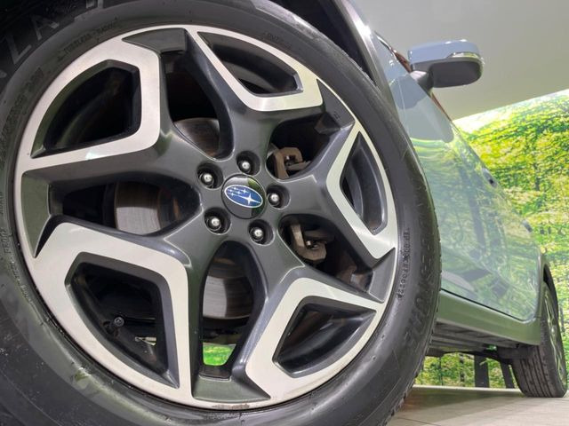 �y����18�C���`�A���~�z�C�[���z�O�ςɃ}�b�`���������A���~�z�C�[���𑕒����Ă���܂��B�e��ЊO�A���~�z�C�[����A�X�^�b�h���X�^�C�����戵�����Ă���܂��B���񂲑��k����������