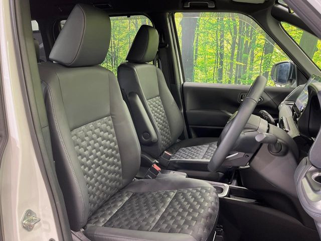 �y�n�[�t���U�[�V�[�g�z�������ƍ���S�n�𗼗������l�C�̃V�[�g���w�ʁE���ʂ̃t�@�u���b�N�f�ނ́A�ʋC���̗ǂ��⊊��ɂ����ɗD��Ă��܂��B�C���╞���ɍ��E���ꂸ���K�ɂ���肢�������܂��B